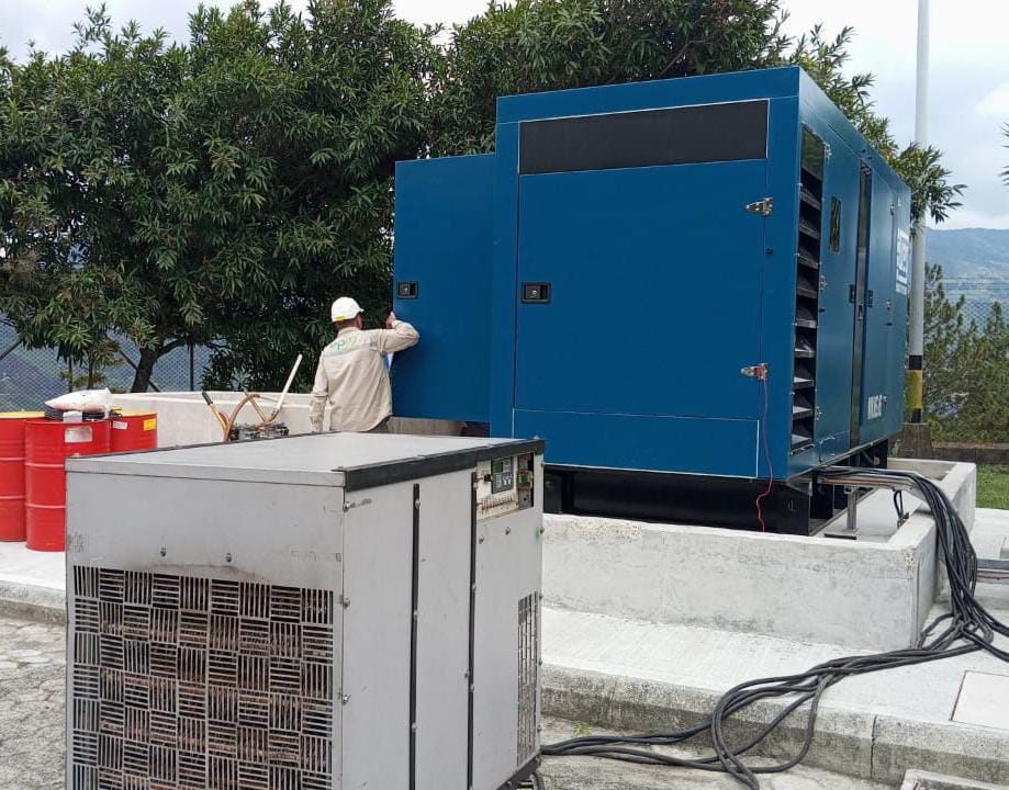 Diseñamos Y Esamblamos